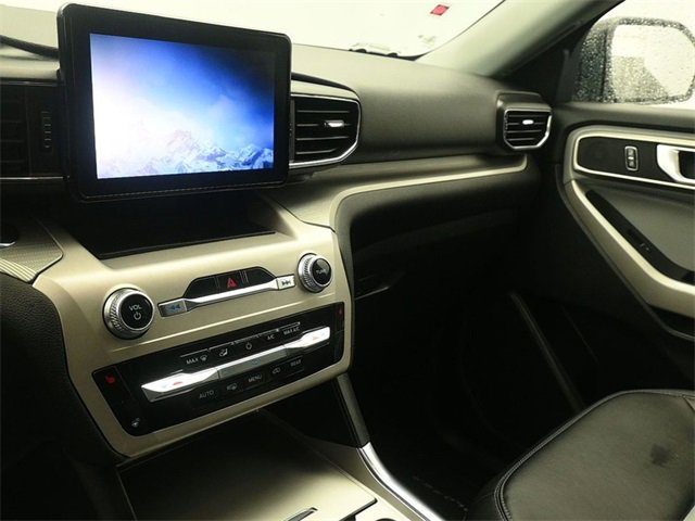 Certified 2023 Ford Explorer XLT w/ Equipment Group 202A image 12