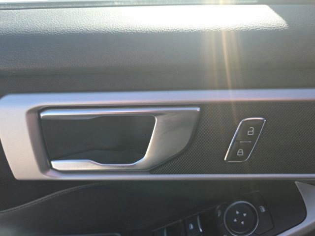 Certified 2020 Ford Explorer XLT image 17