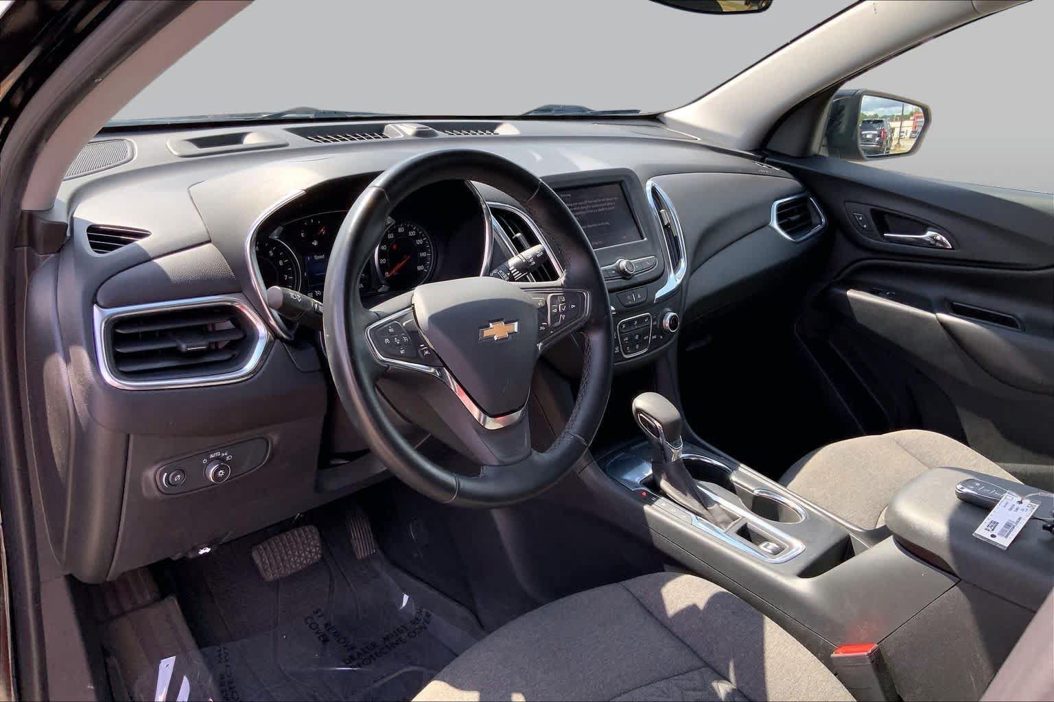 Used 2023 Chevrolet Equinox LT FWD image 16