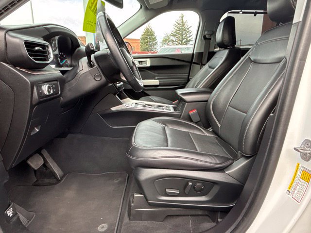 Certified 2022 Ford Explorer Limited w/ Equipment Group 301A AWD/4WD image 18