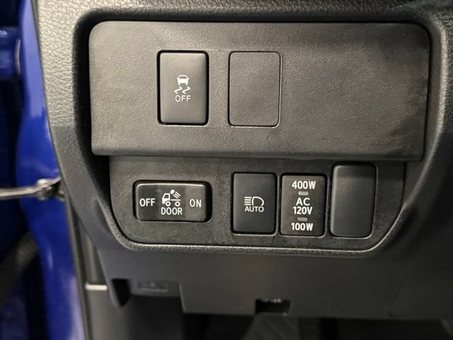 Used 2023 Toyota Tacoma TRD Sport w/ Technology Package AWD/4WD image 16