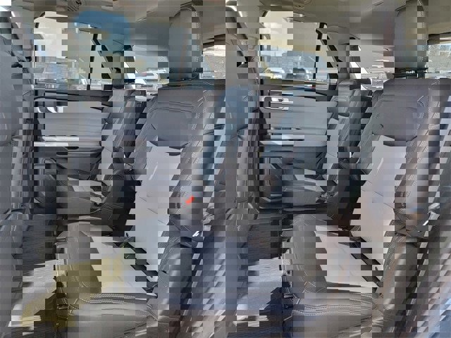 Certified 2022 Ford Explorer XLT w/ Equipment Group 202A image 21