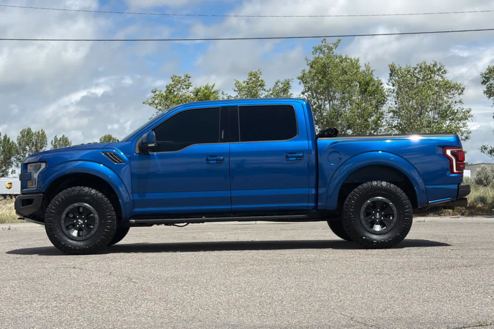Certified 2017 Ford F150 Raptor w/ Equipment Group 802A Luxury AWD/4WD image 5