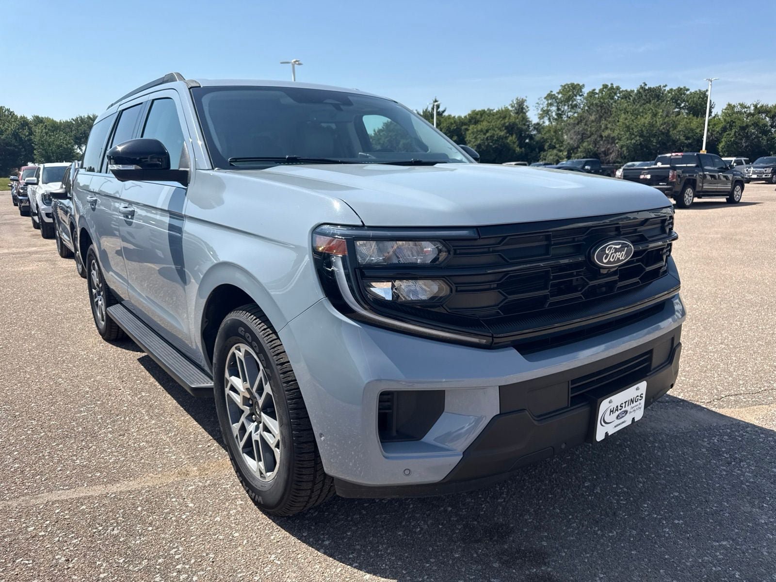 Certified 2025 Ford Expedition Active AWD/4WD image 17
