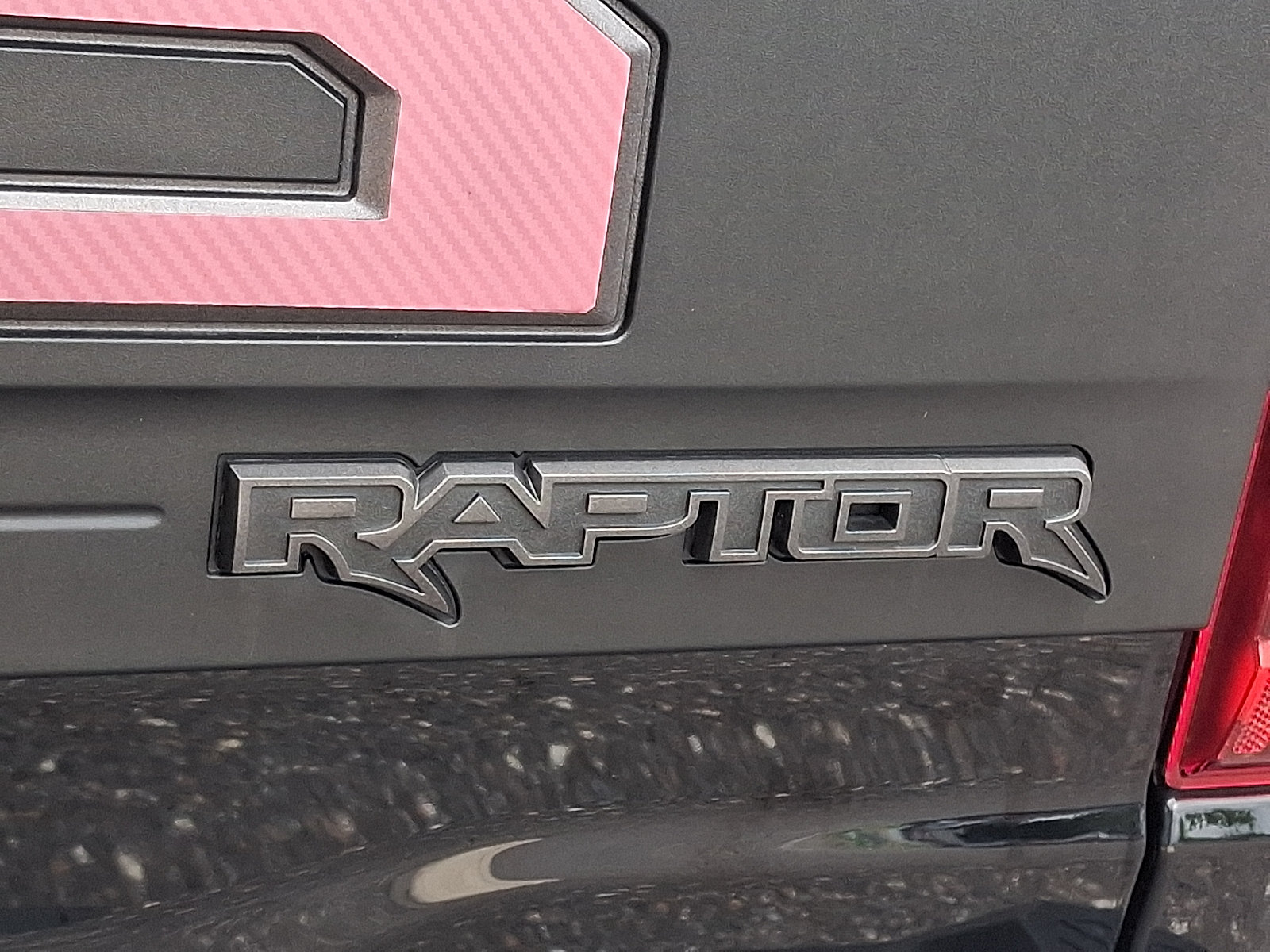 Certified 2022 Ford F150 Raptor w/ Equipment Group 801A High AWD/4WD image 30