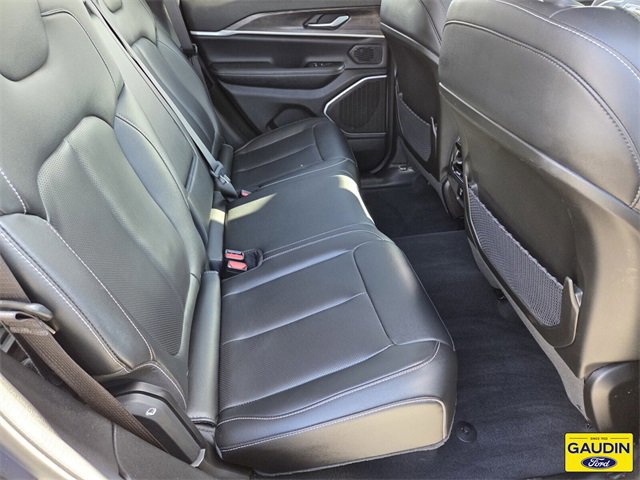 Used 2023 Jeep Grand Cherokee 30th Anniversary image 15