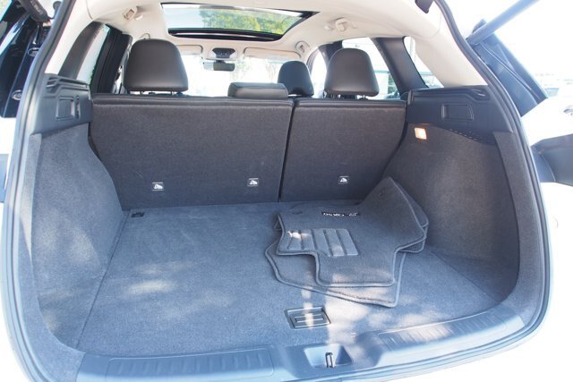 Used 2025 INFINITI QX50 Luxe AWD/4WD image 16