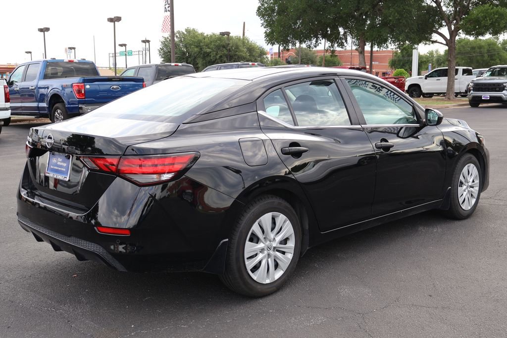 Used 2024 Nissan Sentra S FWD image 11