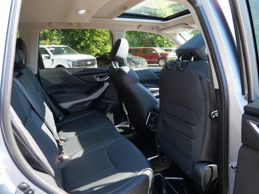 Used 2024 Subaru Forester Limited AWD/4WD image 13