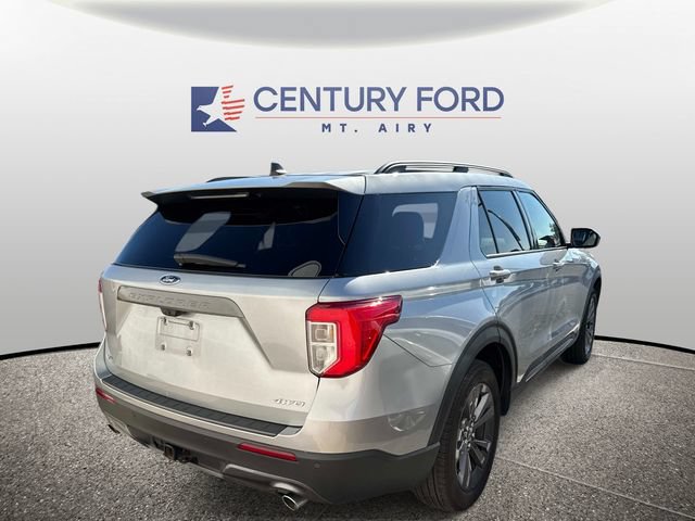 Certified 2023 Ford Explorer XLT w/ Equipment Group 202A AWD/4WD image 2