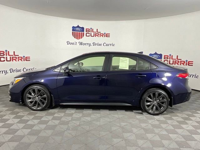 Used 2023 Toyota Corolla Hybrid Sedan image 2