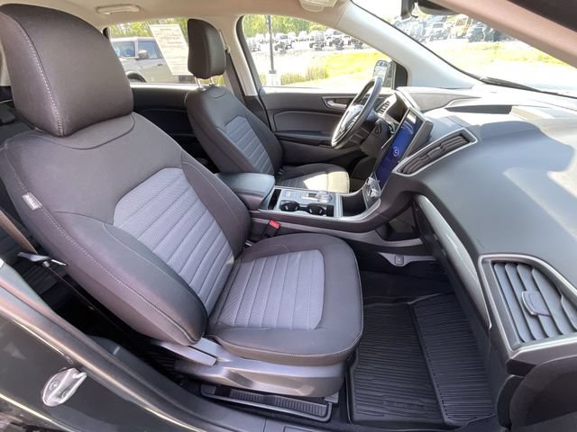 Certified 2024 Ford Edge SE w/ Black Appearance Package AWD/4WD image 24