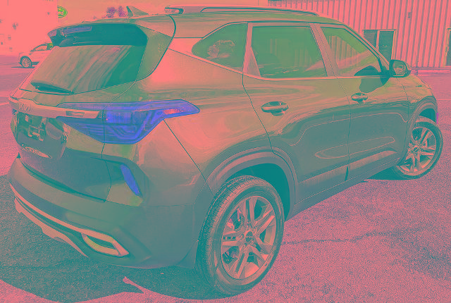 Used 2023 Kia Seltos S w/ Navigation Package AWD/4WD image 4