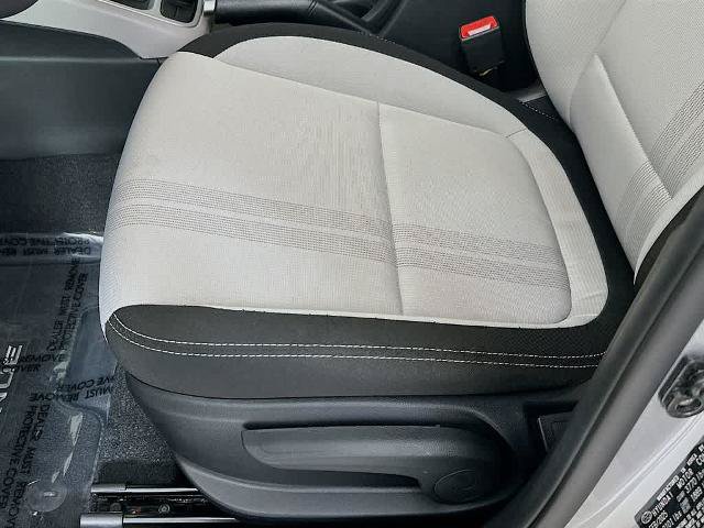 Used 2025 Hyundai Venue SEL FWD image 29