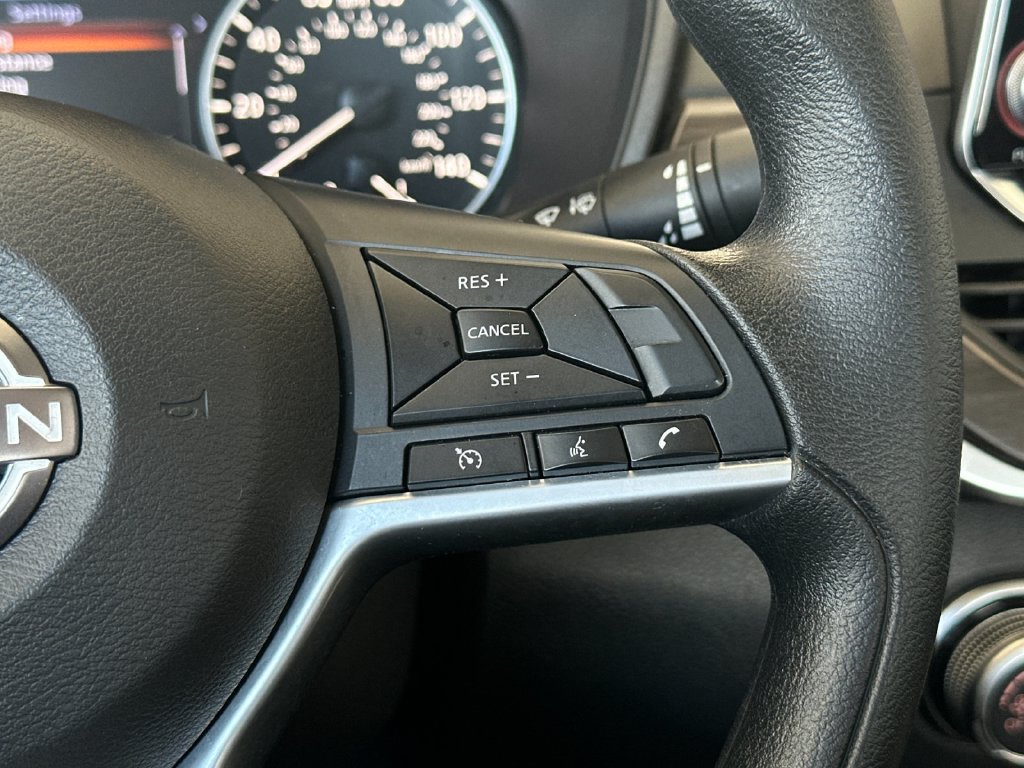 Used 2025 Nissan Altima 2.5 SV FWD image 23