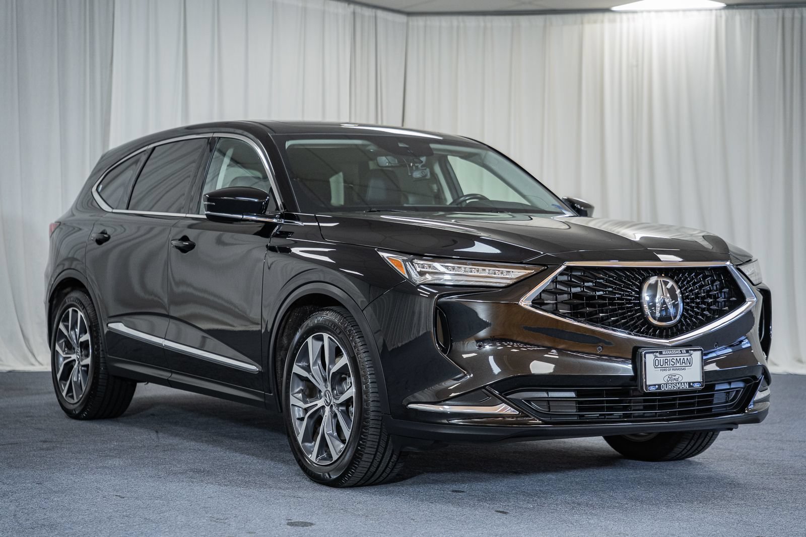 Used 2023 Acura MDX w/ Technology Package AWD/4WD image 1