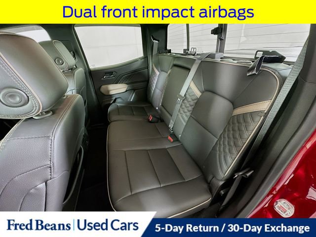 Used 2025 GMC Canyon Denali AWD/4WD image 30