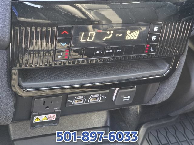 Used 2024 Jeep Wagoneer Series II AWD/4WD image 13