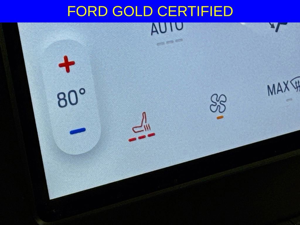 Certified 2024 Ford Edge SEL image 19