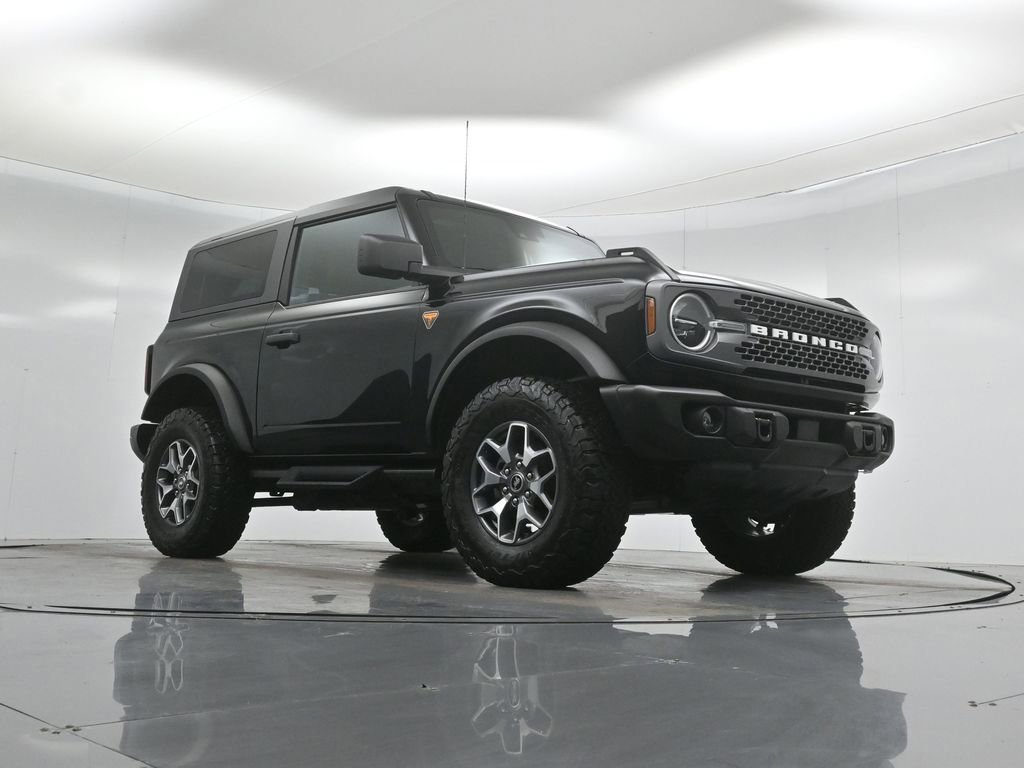 Certified 2023 Ford Bronco Badlands image 6
