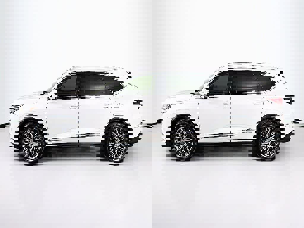 Used 2022 Acura MDX SH-AWD w/ Advance Package image 3