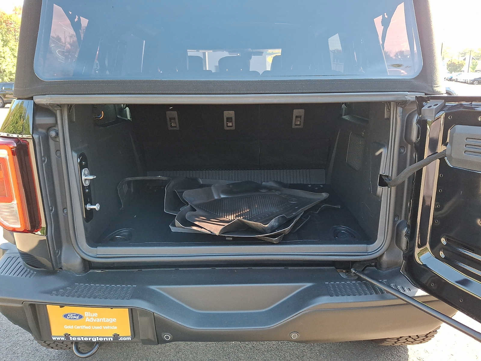 Certified 2025 Ford Bronco Big Bend w/ Black Diamond Package AWD/4WD image 28
