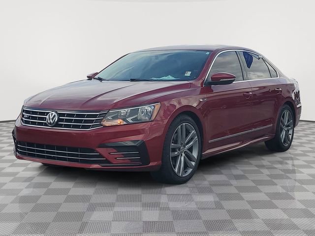 Used 2017 Volkswagen Passat 1.8T R-Line image 2