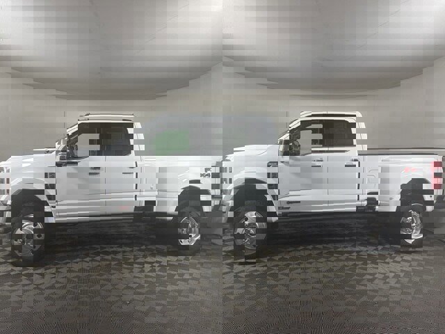 Certified 2025 Ford F450 King Ranch w/ Chrome Package image 2