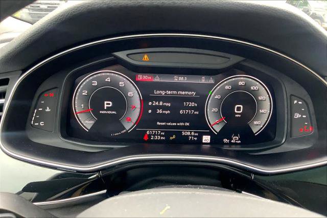 Used 2023 Audi Q8 Prestige AWD/4WD image 25