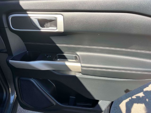 Certified 2023 Ford Explorer XLT RWD image 22