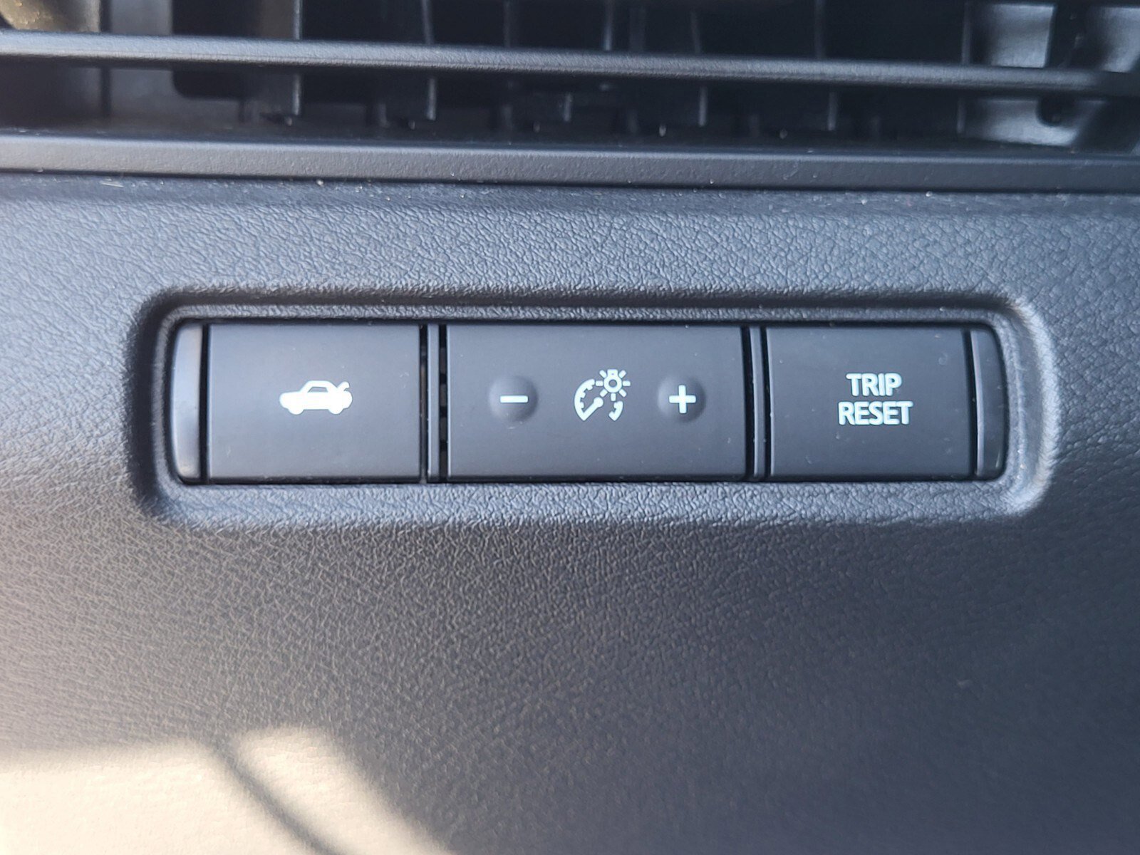 Used 2024 Nissan Altima 2.5 S image 22