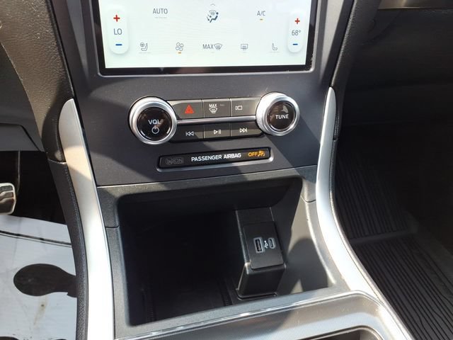 Certified 2024 Ford Edge ST-Line AWD/4WD image 19