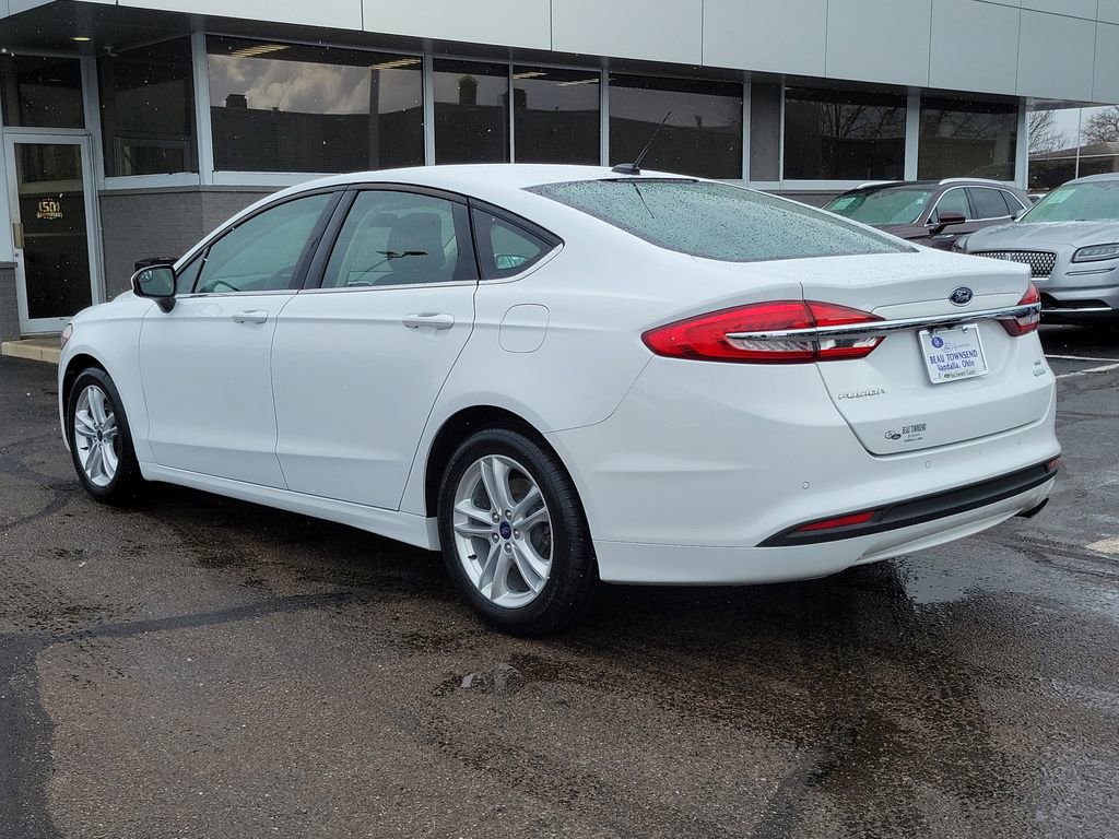 Certified 2018 Ford Fusion SE w/ Fusion SE Technology Package image 6