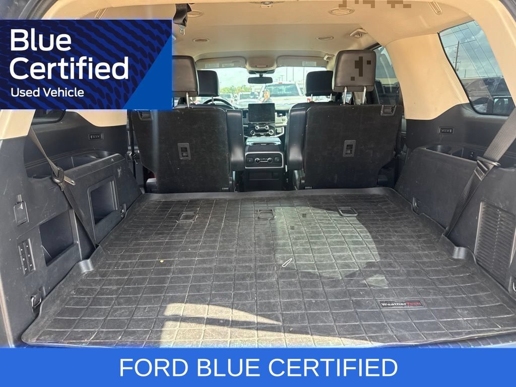 Certified 2022 Ford Expedition XLT RWD image 5