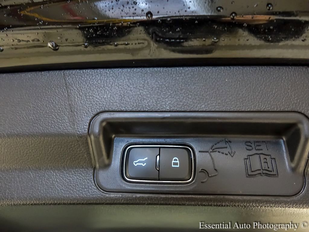 Certified 2022 Ford Explorer XLT image 25