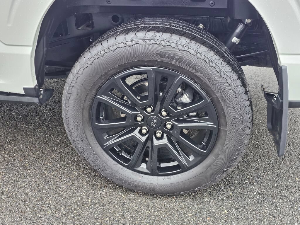 Certified 2025 Ford F150 Platinum w/ FX4 Off-Road Package AWD/4WD image 10