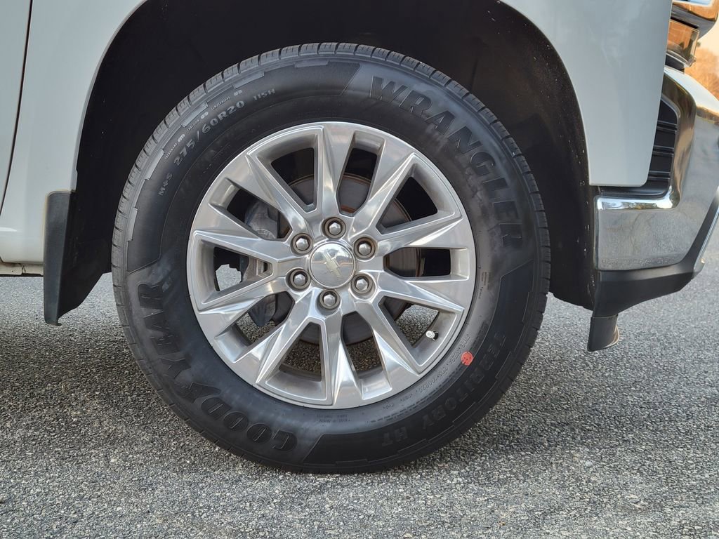 Used 2020 Chevrolet Silverado 1500 LTZ image 11