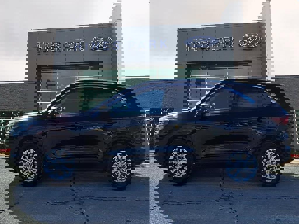 Certified 2023 Ford Escape Active image 2