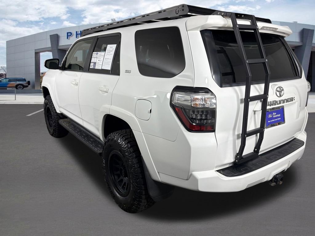 Used 2021 Toyota 4Runner SR5 Premium w/ Moonroof Package AWD/4WD image 3