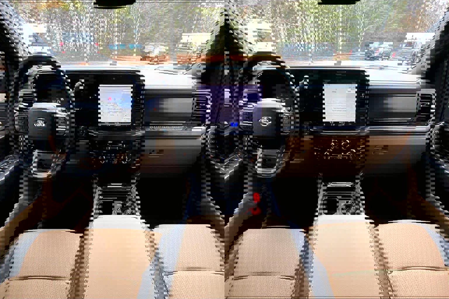 Certified 2026 Ford F350 Lariat w/ Chrome Package image 15