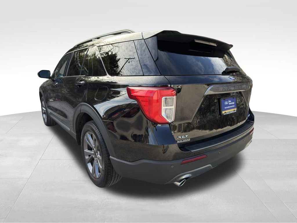 Certified 2023 Ford Explorer XLT w/ Equipment Group 202A image 3