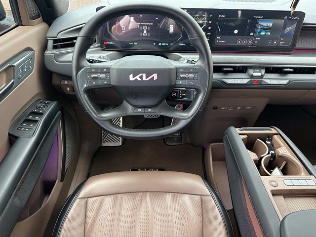 Used 2024 Kia EV9 GT-Line AWD/4WD image 18