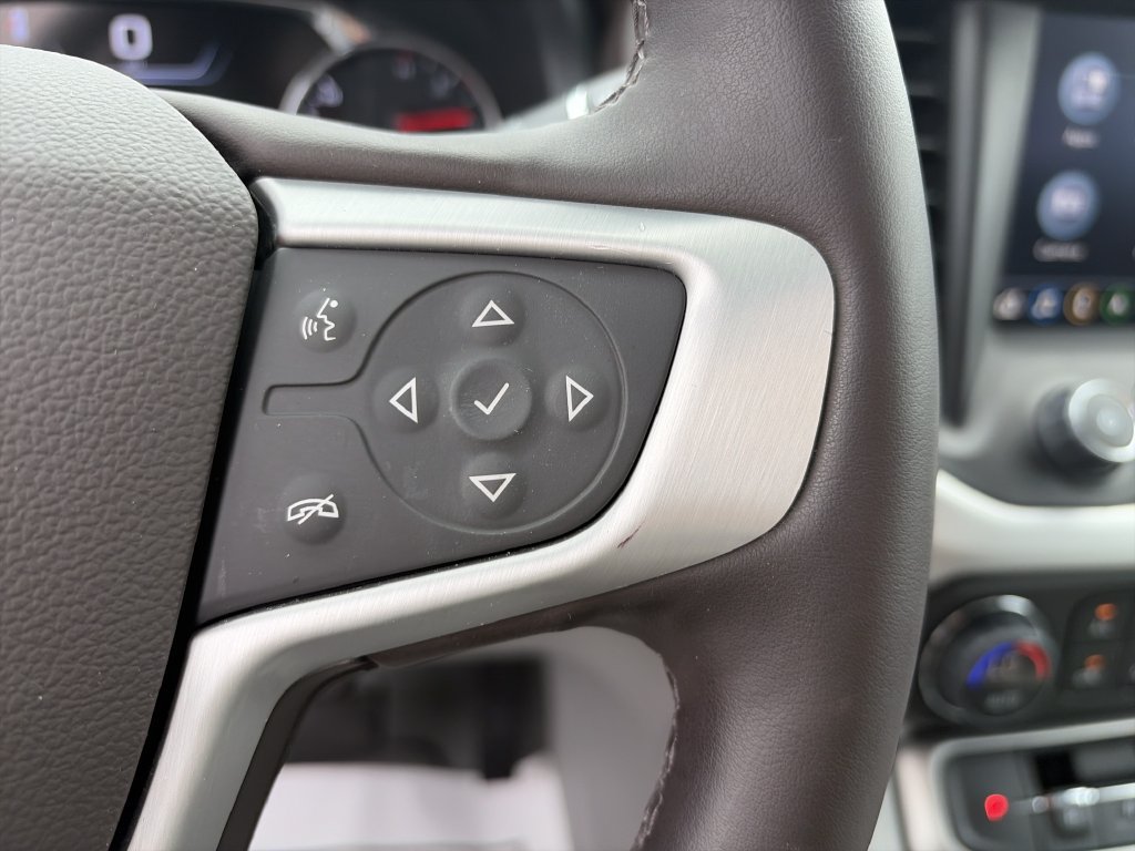 Used 2023 GMC Acadia SLT w/ Technology Package FWD image 23
