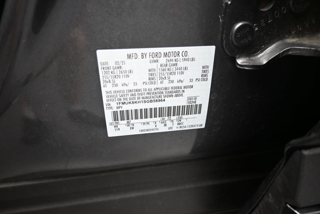 Certified 2025 Ford Explorer ST-Line AWD/4WD image 19