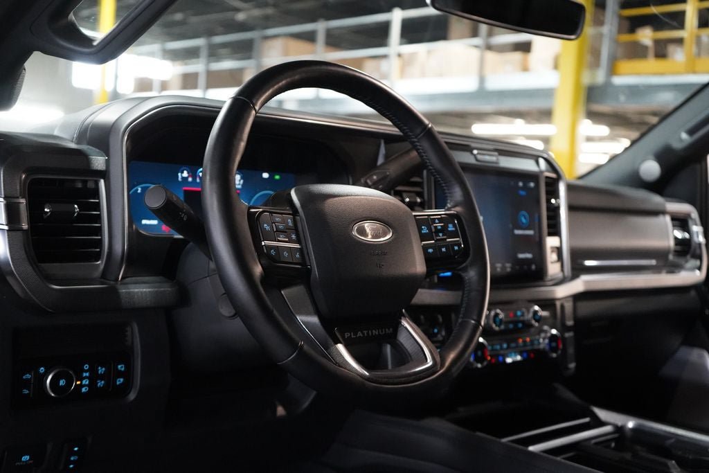 Certified 2025 Ford F250 Platinum AWD/4WD image 13