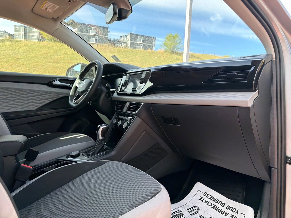 Used 2024 Volkswagen Taos S AWD/4WD image 31