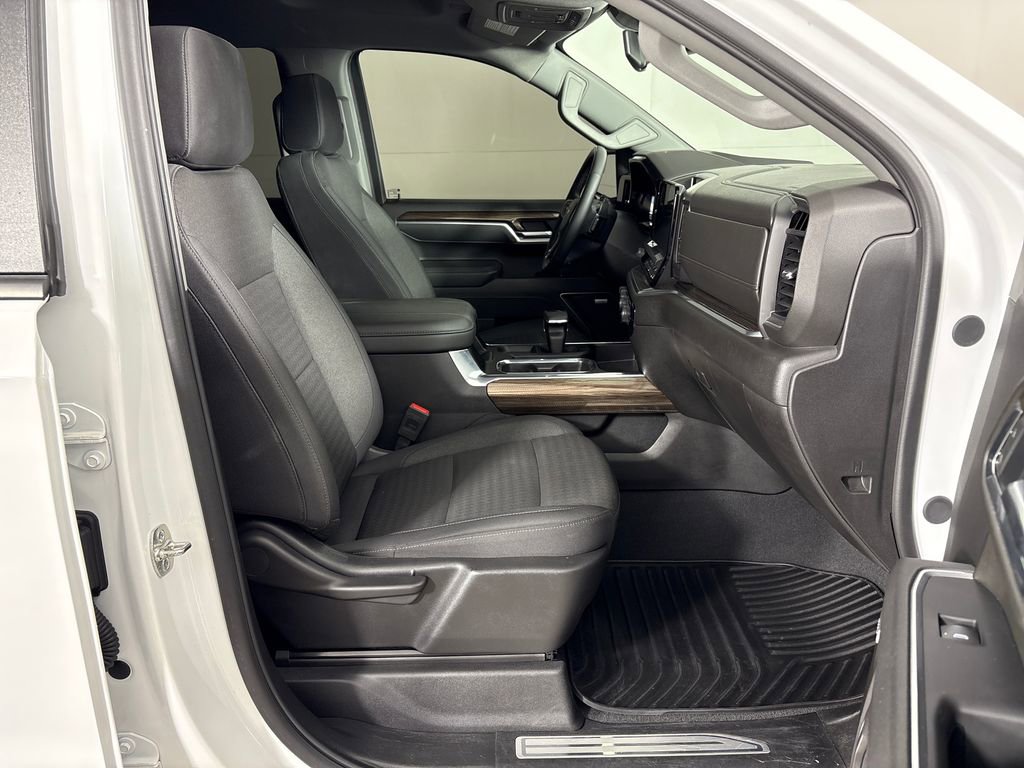 Used 2025 Chevrolet Silverado 1500 RST w/ All Star Edition Plus RWD image 6