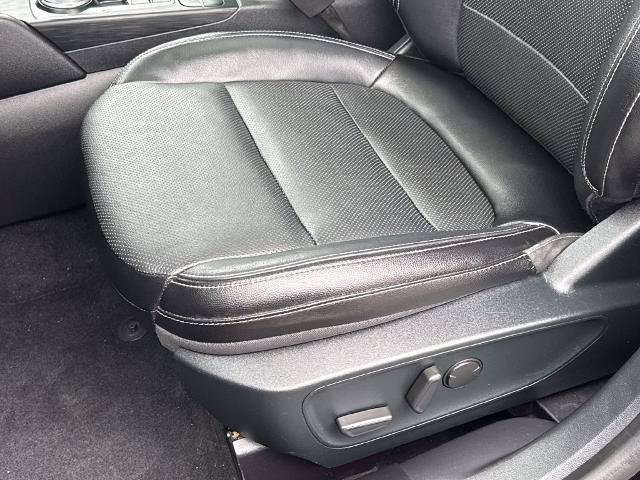 Certified 2020 Ford Escape Titanium AWD/4WD image 21