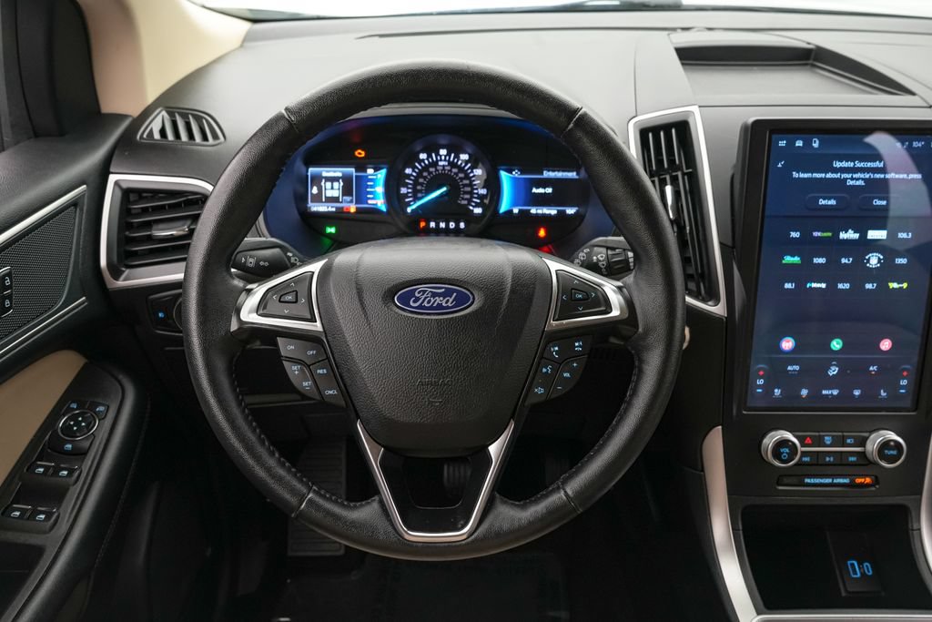 Certified 2024 Ford Edge SEL w/ Convenience Package AWD/4WD image 13