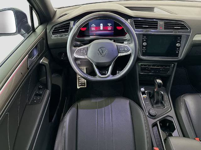 Used 2023 Volkswagen Tiguan SE R-Line AWD/4WD image 10